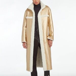 Apparis- NWT Metallic Gold Tilly Reversible Coat